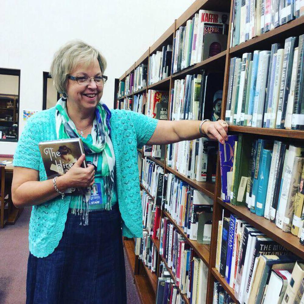 Meet your Posher, Nancy